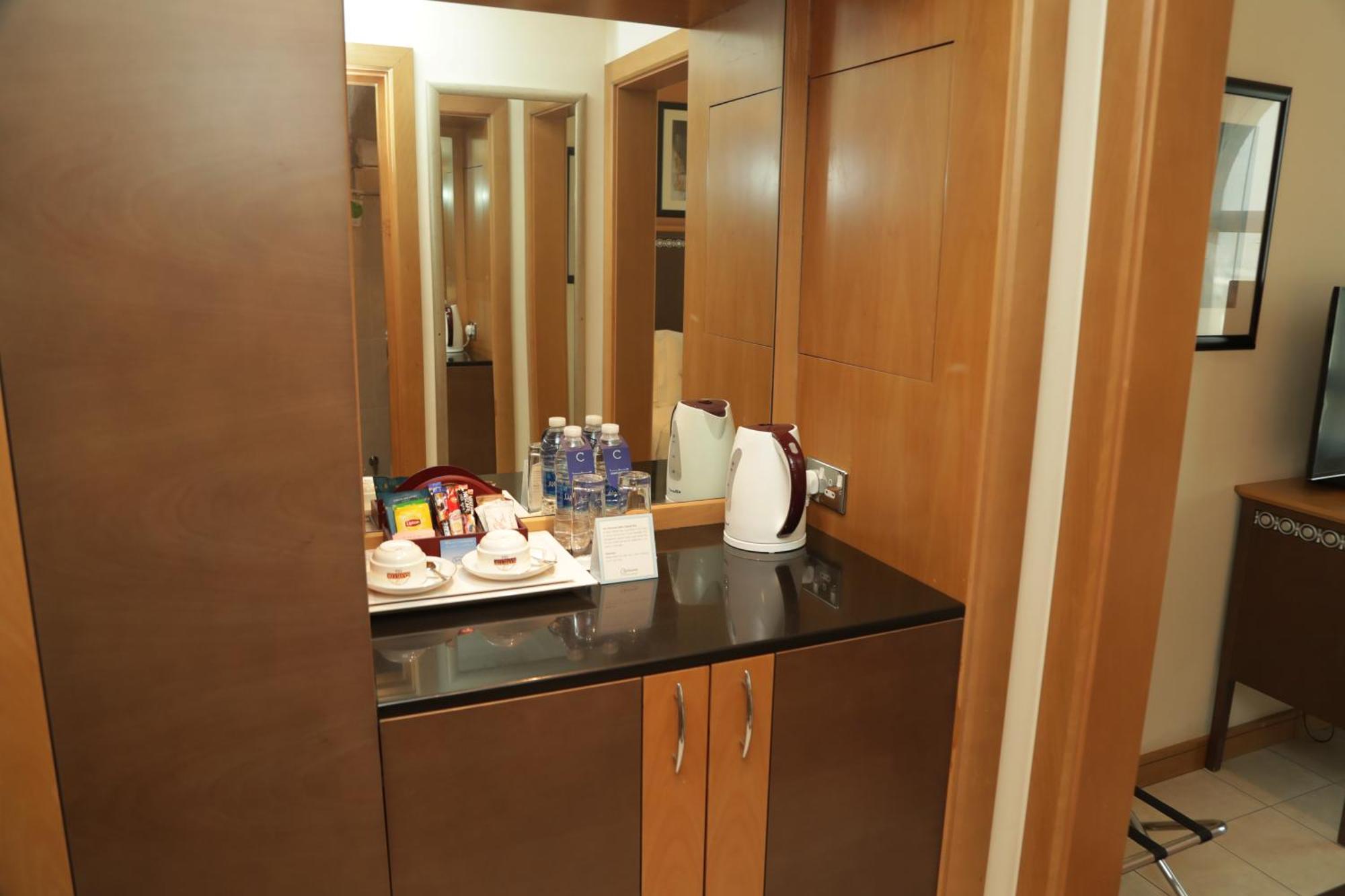 Copthorne Al Jahra Hotel & Resort Kuwait City Eksteriør billede