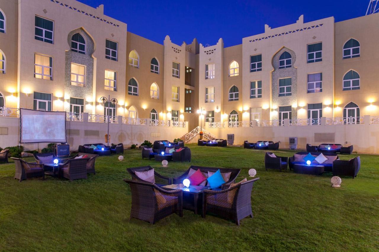 Copthorne Al Jahra Hotel & Resort Kuwait City Eksteriør billede